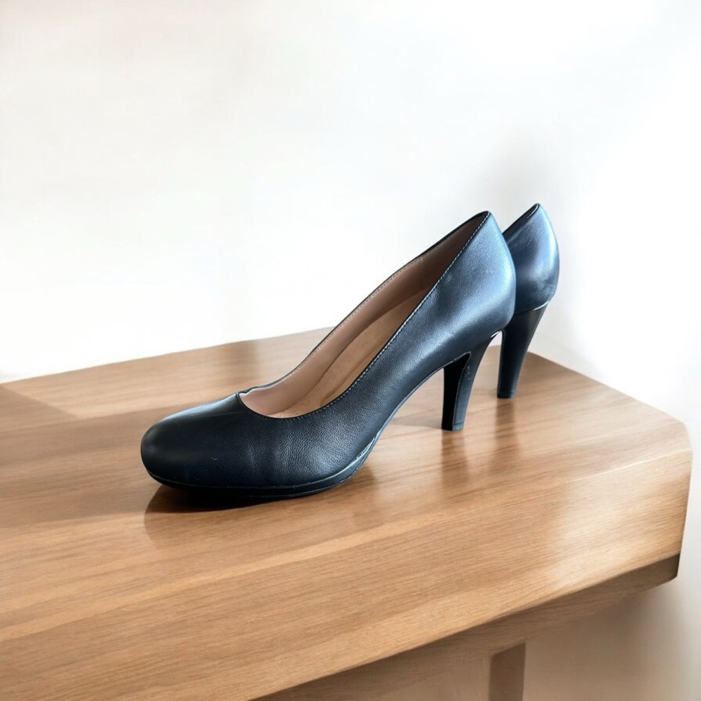 Naturalizer Michelle Pump 8.5W Flight Attendant Shoes